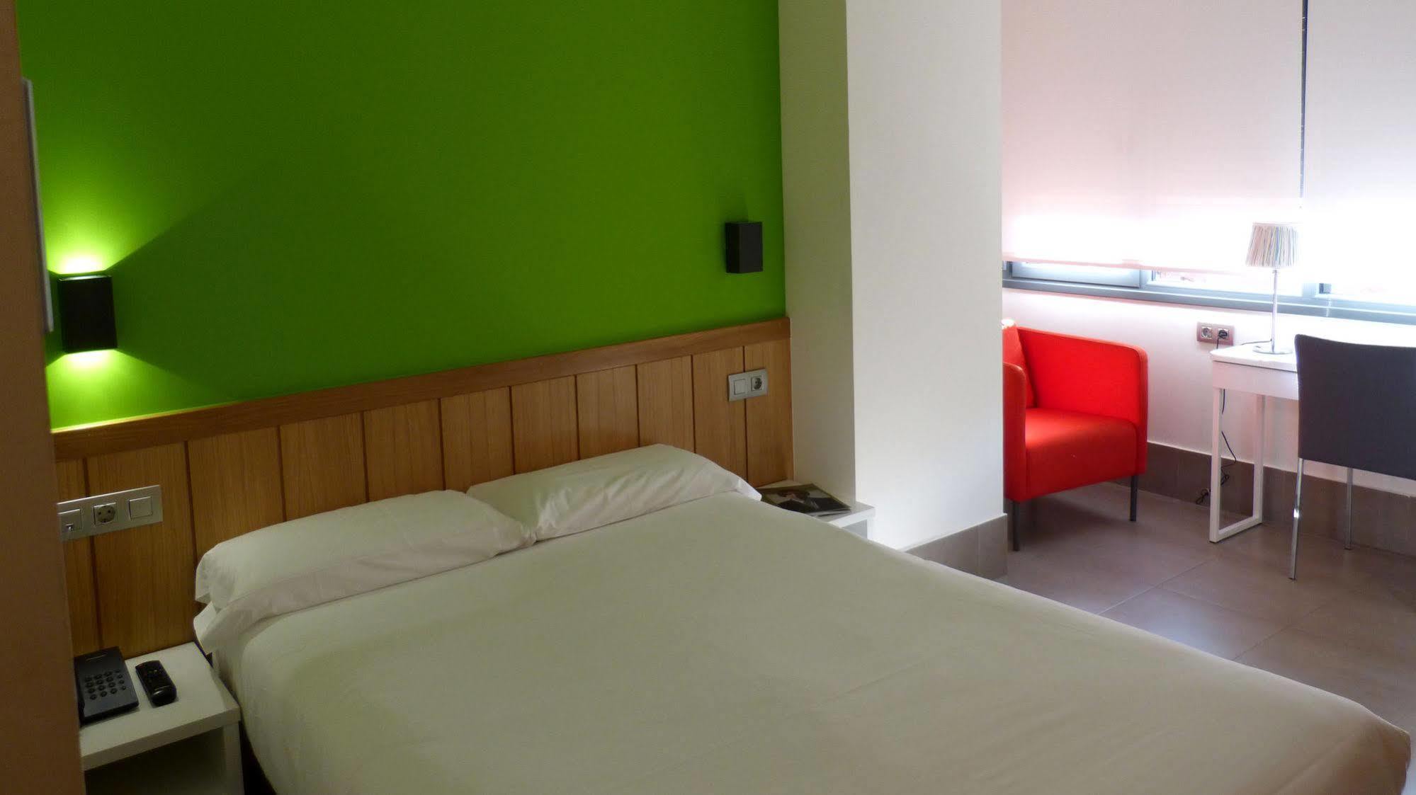 The Book Factory Hostel Valladolid Exteriér fotografie